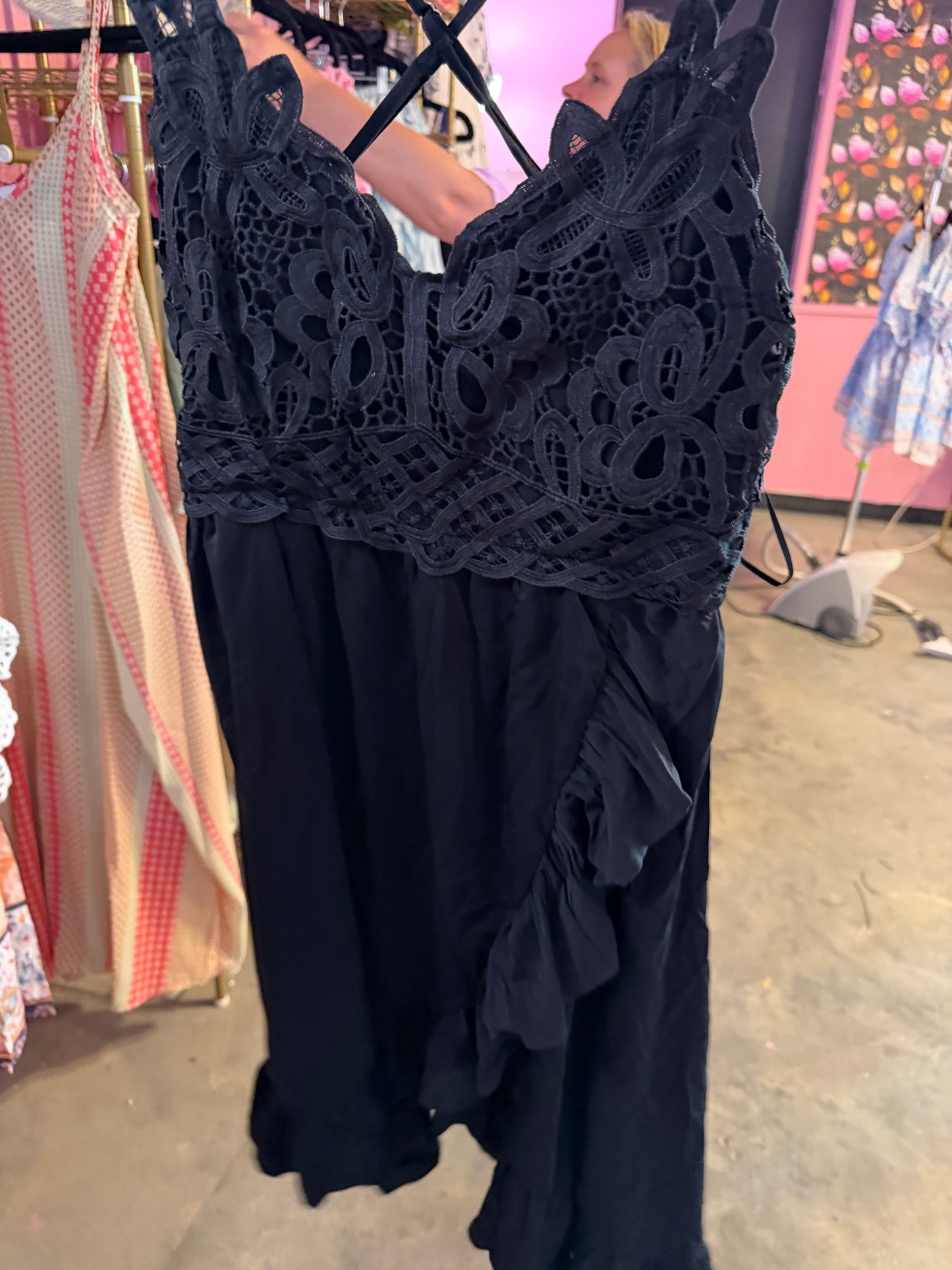 Black Lace Ruffle Dress (LG)