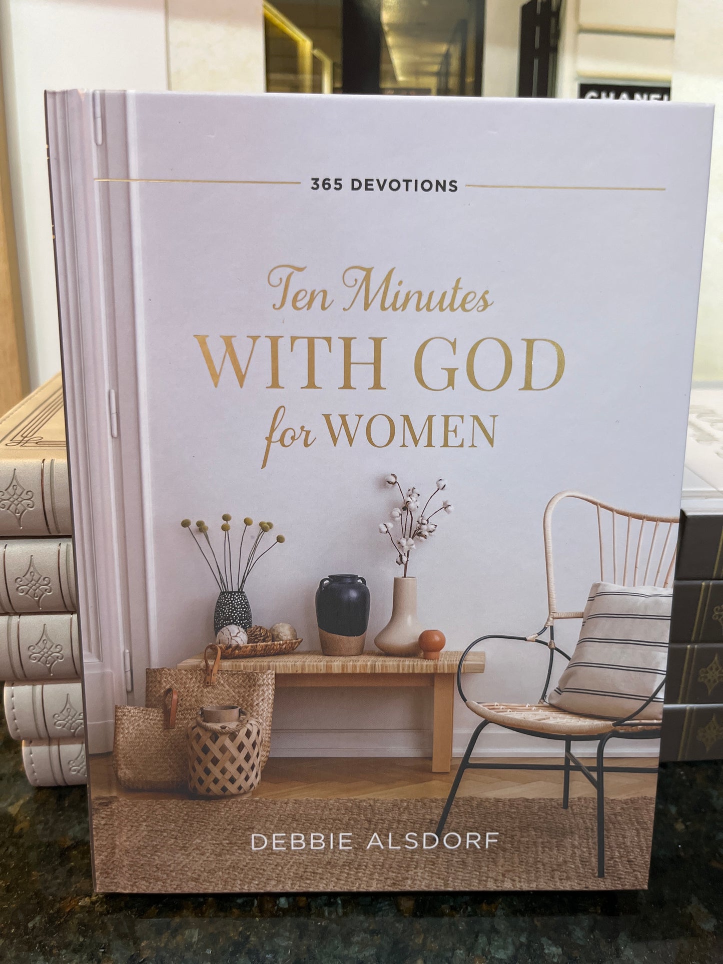 Hardcover 10 Minute Devotional